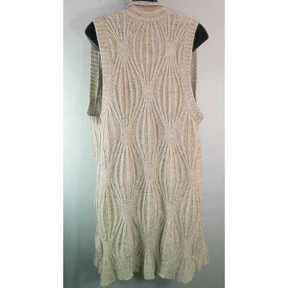 CAbi Womens Oatmeal Wool Blend Cable Knit Vest Cardigan Style #499 Size M. - Picture 5 of 9